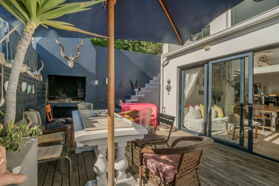 4 Bedroom Property for Sale in Misty Cliffs Western Cape